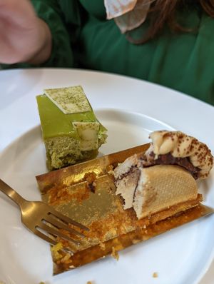  at Instant V in Aix-en Provence