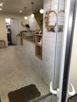 Entrance View  at Instant V in Aix-en Provence