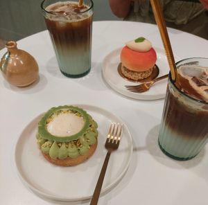  at Instant V in Aix-en Provence