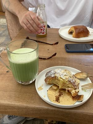   at Instant V in Aix-en Provence