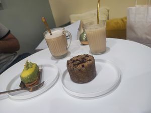  at Instant V in Aix-en Provence