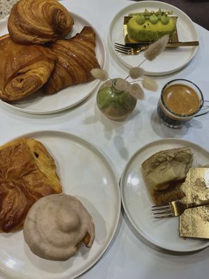   at Instant V in Aix-en Provence