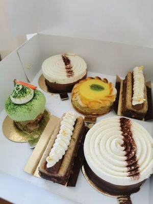  at Instant V in Aix-en Provence