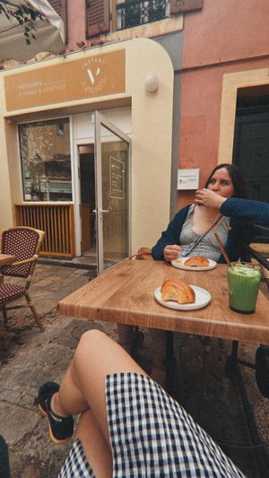   at Instant V in Aix-en Provence