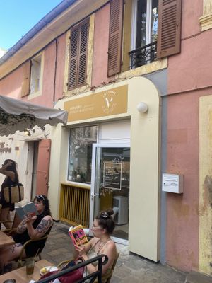 Adorable place  at Instant V in Aix-en Provence