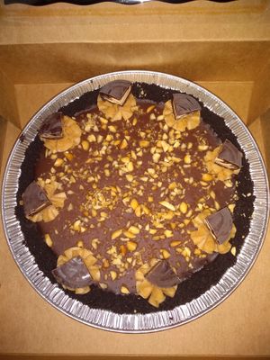 peanut butter cup pie at Prairie Vegan Pies in Cincinnati