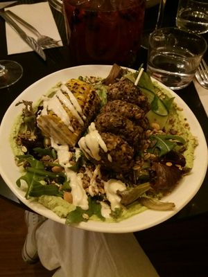 Vegan bowl at Nola Kitchen in Porto