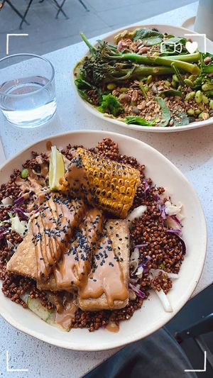 Asian Slaw (Bowl with Buckweat, Edamame, Corn, Cabbage and Tofu with Peanut Sriracha Sauce) at Nola Kitchen in Porto