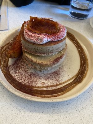 Winter pancakes at Nola Kitchen in Porto