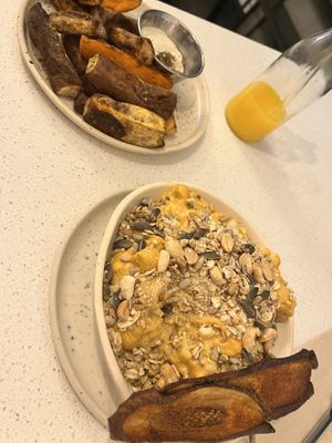 Dinner  at Nola Kitchen in Porto