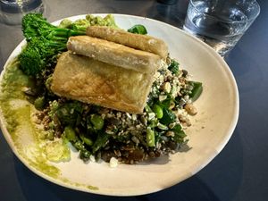 Vegan green bowl with crispy tofu    at Nola Kitchen in Porto