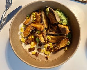 Potato wedges delivery  at Nola Kitchen in Porto