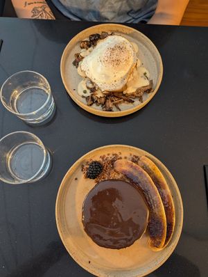 Pancakes with creme brullee banana at Nola Kitchen in Porto