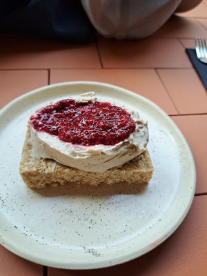 Raw cake at Nola Kitchen in Porto