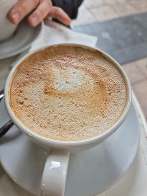 Café con leche de avena at Velvet Bakery in Vitoria Gasteiz