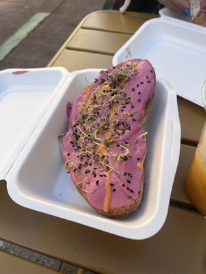 Vegan toastt  at Velvet Bakery in Vitoria Gasteiz