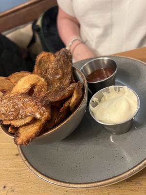 Potato skins starter   at The Heart of Northumberland  in Hexham