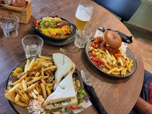 Sandwich, chilli burger and nachos. at St Andrews Brewing Co. in St Andrews
