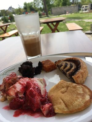 Nicht schön angerichtet aber soooo lecker  at Tibits in Darmstadt