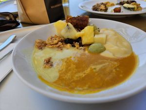 Mix of chia pudding, vanilla sauce, fruits, nuts & cereal at Tibits in Darmstadt