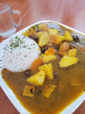 Arroz al Curry
Curry Vegetables with Rice at Soda Yuki in Alajuela
