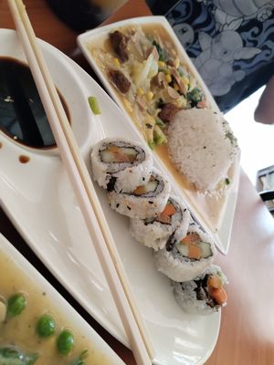 Sushi at Soda Yuki in Alajuela