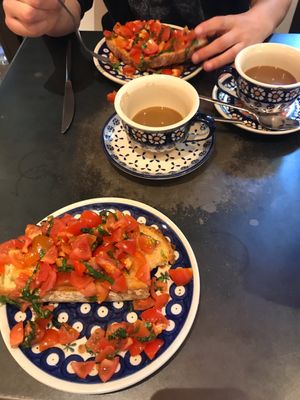 Tomato bruschetta (vegan) at A Casa Ca.Fe in Florence