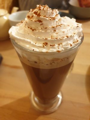 Hot chocolate at The Alleycat in Inverness