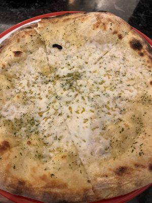 Massive vegan garlic bread with cheeze   at Frankie & Benny's - Centertainment in Sheffield