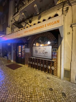 Aye at Shree Ram in Lisbon