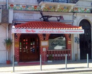 Entrance in the morning at Shree Ram in Lisbon