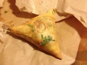 Vegetable samosa (vegan) at Shree Ram in Lisbon