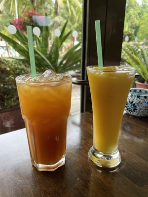 Iced Lemon Tea and Mango Juice - Lebanon, Batu Ferringhi, Penang  at Lebanon in Penang