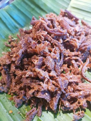 Fresh fried mushroom stem at Mr. Mushroom - Food Stall in Chiang Mai