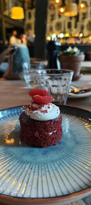  at The Broadway Hotel in Broadway