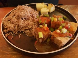 Jerk tofu with rice and peas 🌶 #Veganuary at Turtle Bay in Middlesbrough