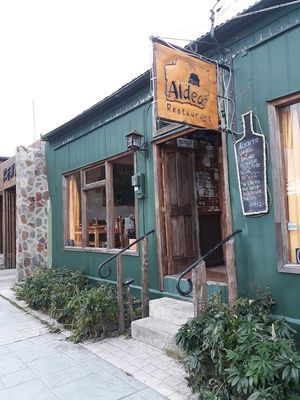 Very nice restaurant with vegana and vegetarian options at Aldea in Puerto Natales