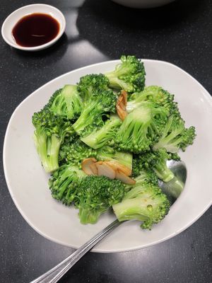 Garlic and broccoli   at Din Tai Fung in Santa Clara
