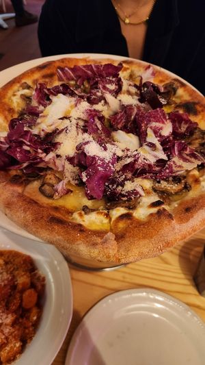 Sexy truffle pizza at A25 Pizzeria in Melbourne