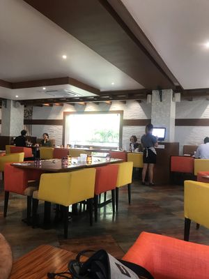 Has good free WiFi  at Pumpkin Tales in Chennai