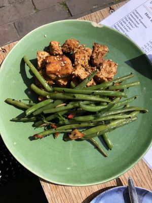green beans and bang bang tofu   at Vegabond - West in Amsterdam