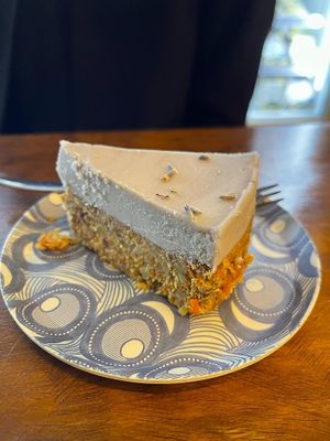 Raw carrot cake   at Vegabond - West in Amsterdam