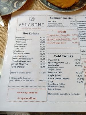 Hot drinks, smoothie and cold drinks menu at Vegabond - West in Amsterdam