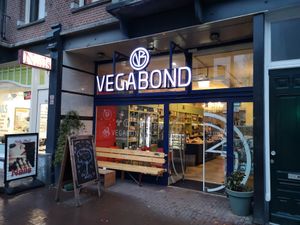 Outside at Vegabond - West in Amsterdam