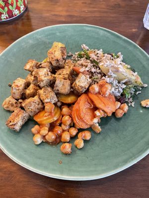 Mixed salad  at Vegabond - West in Amsterdam