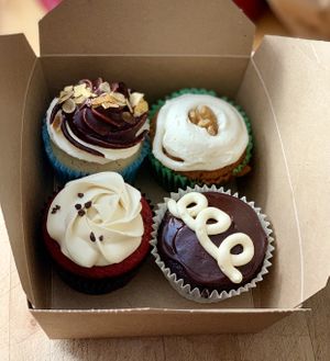 Vegan cupcakes: Almond Joy; Carrot cake; red velvet; chocolate! at Vegabond - West in Amsterdam