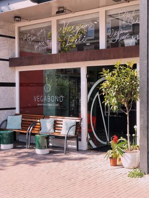 Shop at Vegabond - West in Amsterdam