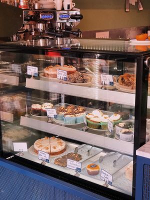 Cakes and pastries at Vegabond - West in Amsterdam