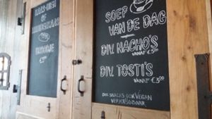 Many vegan snacks, including nacho's tosti, soup and fried snacks at The Moonshiners in Kampen