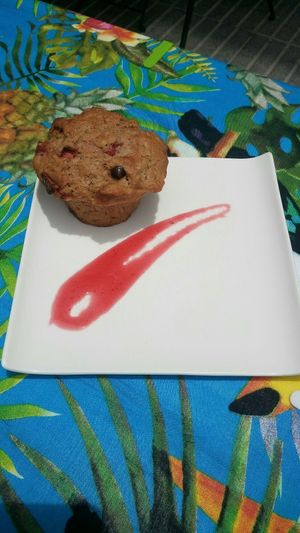 Vegan strawberry and chocolate muffin at Natural 2.6 in Gran Canaria